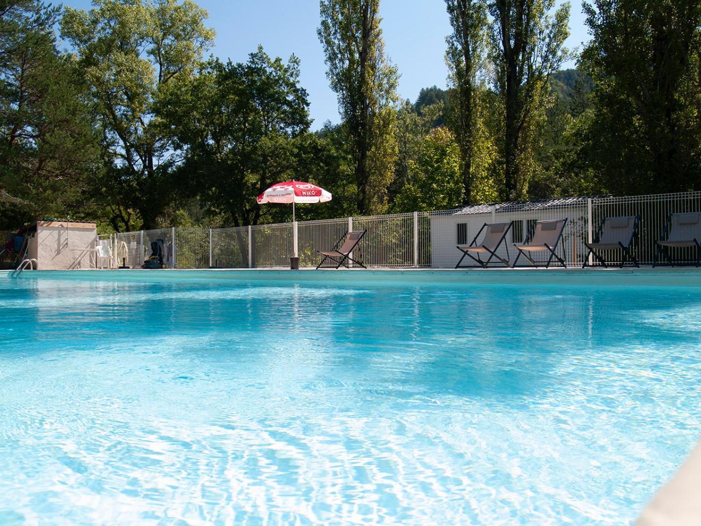 Camping L'Ondine De Provence La Motte-Chalancon Exterior foto