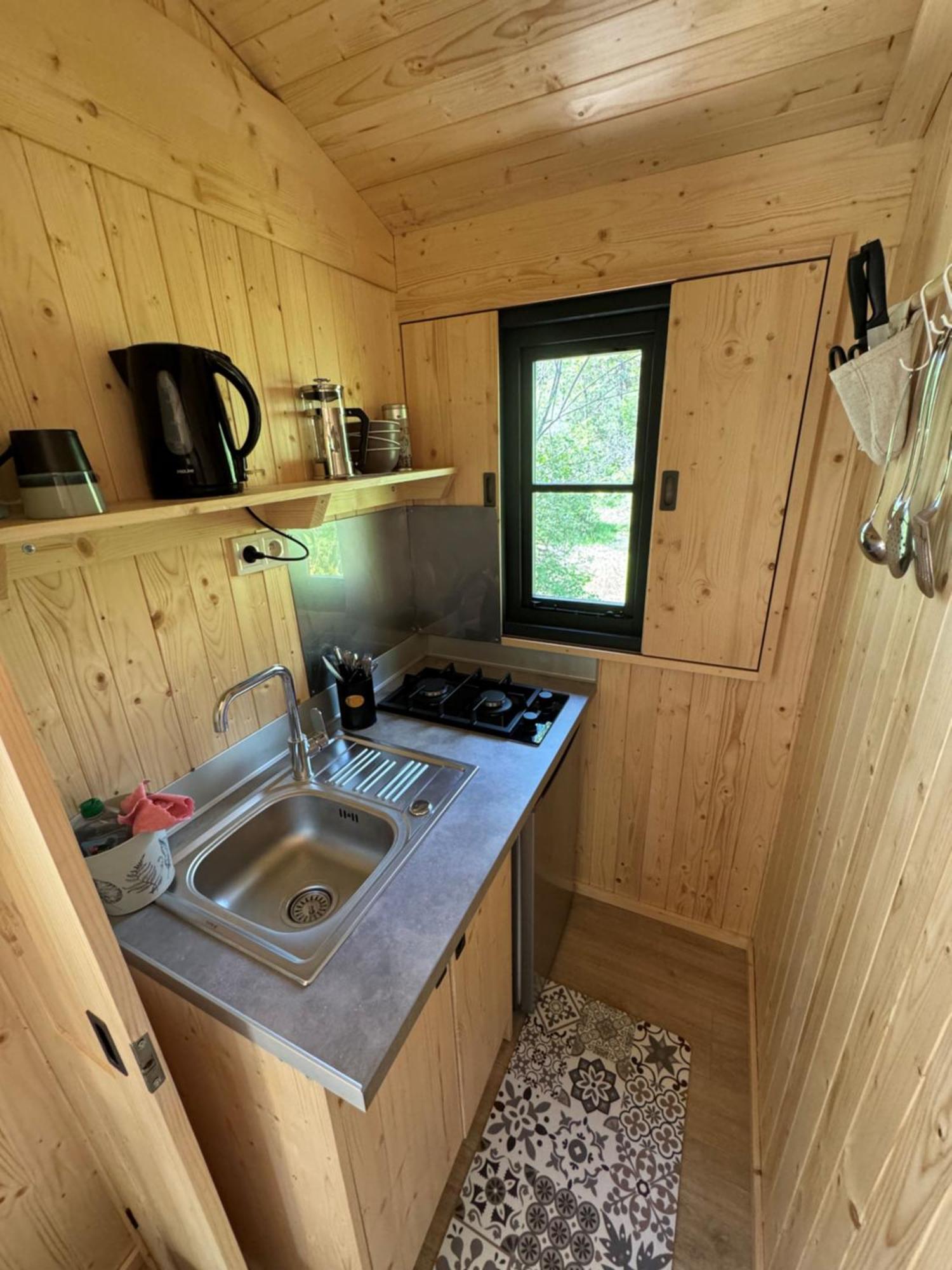 Camping L'Ondine De Provence La Motte-Chalancon Exterior foto
